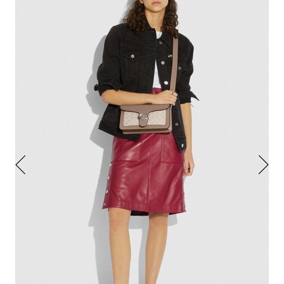 New💕 Tabby Shoulder Bag 26 With Signature Canvas - Picture 4 of 4